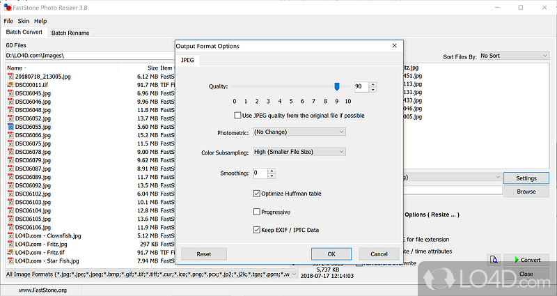 Make various batch operations on photos - Screenshot of FastStone Photo Resizer