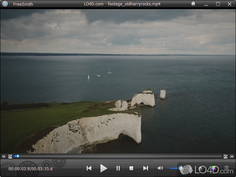 Play audio, video and DVD movies with this media player that has a dark theme and practical options for casual users - Screenshot of FreeSmith Video Player