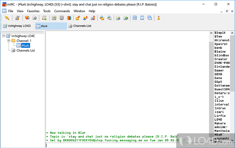 Chat with other people and participate in group discussions - Screenshot of mIRC