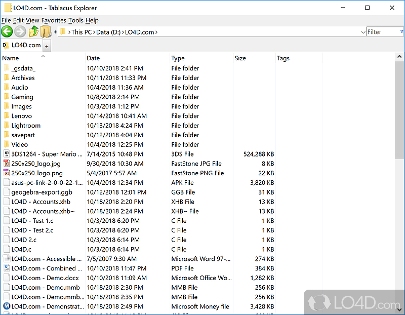 Tabbed file manager that use to organize files and directories saving settings to XML file format for later use - Screenshot of Tablacus Explorer