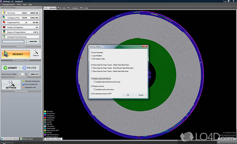 Run several defragmentation modes, test disk speed, and more - Screenshot of UltimateDefrag