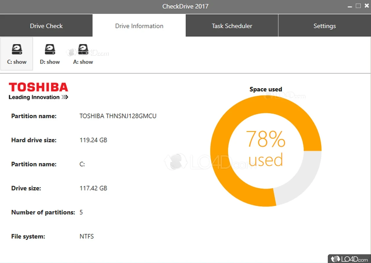 Check hard drives for errors and get a glimpse at their SMART parameters to ensure they work at top performance at all times - Screenshot of CheckDrive