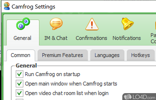 Connect with people online - Screenshot of Camfrog