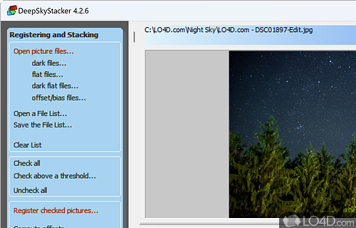 Process pictures taken by astro-photographers to determine the dark, flat - Screenshot of DeepSkyStacker