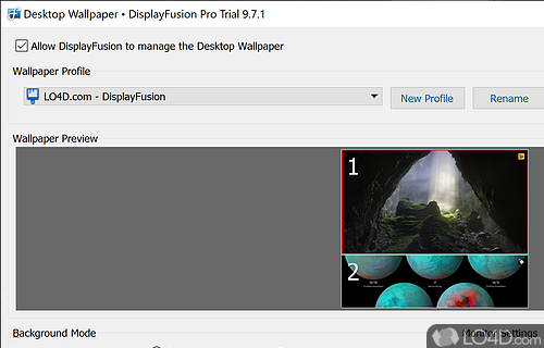 Provides a wide range of options for helping users configure the wallpaper, screensaver - Screenshot of DisplayFusion