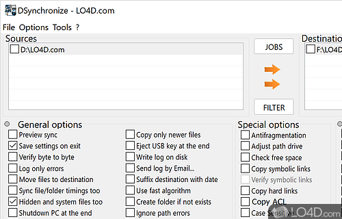 Can synchronize two or more folders, create inclusion and exclusion filters, schedule jobs and view logs in the main window - Screenshot of DSynchronize