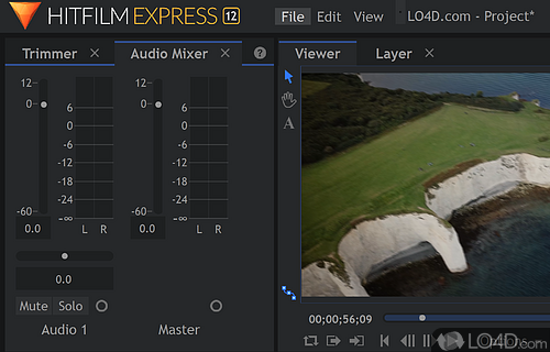 Unlimited tracks and transitions - Screenshot of HitFilm Express