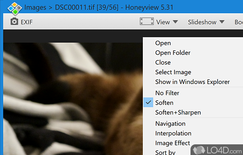 Well-organized main window and very functional UI - Screenshot of HoneyView