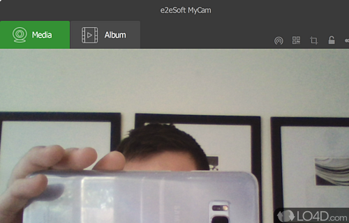 Record videos, take snapshots with ease - Screenshot of MyCam
