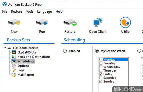 Create backup jobs, import items and set the destination - Screenshot of Uranium Backup